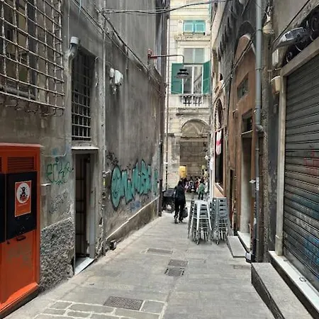 Cinque Lampadi Acquario Apartment Genoa Exterior photo