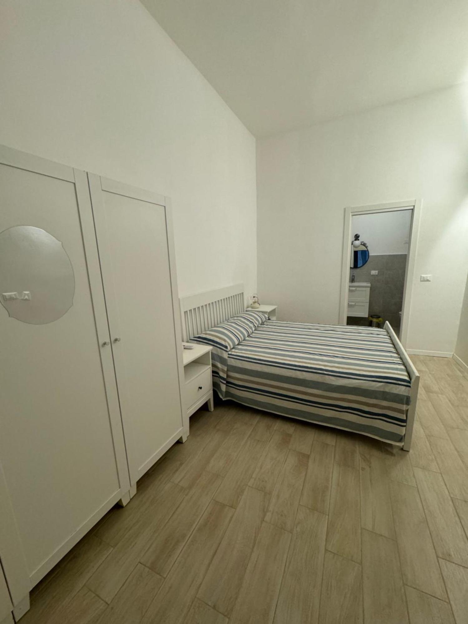 Cinque Lampadi Acquario Apartment *