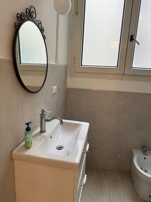Apartment Cinque Lampadi Acquario Genoa
