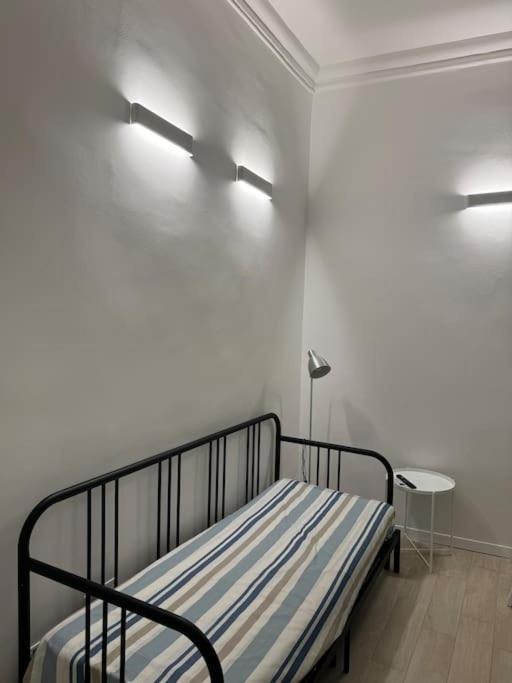 Apartment Cinque Lampadi Acquario *